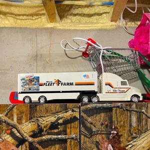 Nylint fleet farm semi truck collectible